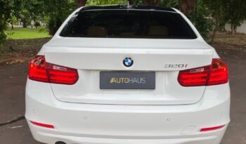 BMW 320i 2015 completo