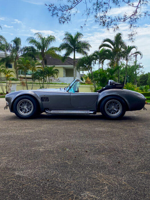 SHELBY COBRA 1975 completo