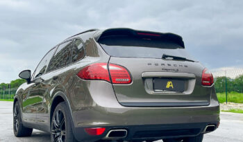 PORSCHE CAYENNE 2011 completo