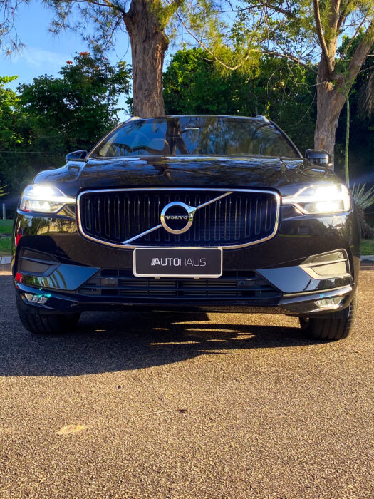 VOLVO XC60 2020 completo