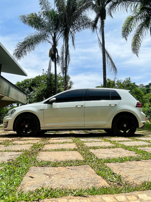 VOLKSWAGEN GOLF 2015 completo