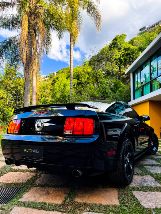 FORD Mustang 2009 completo