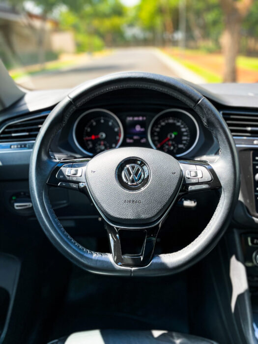 VOLKSWAGEN TIGUAN 2019 completo