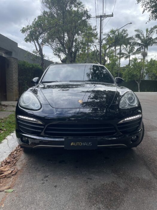 PORSCHE CAYENNE 2012 completo