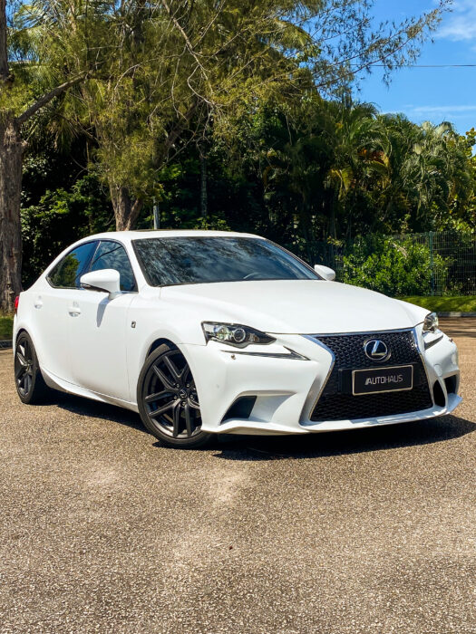 LEXUS IS 250 2014 completo