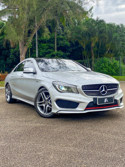 MERCEDES-BENZ CLA 250 2015 completo