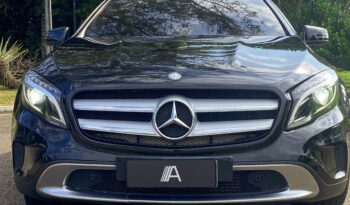 MERCEDES-BENZ GLA 200 2015 completo