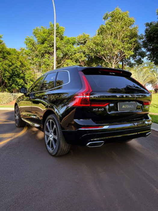 VOLVO XC60 2019 completo