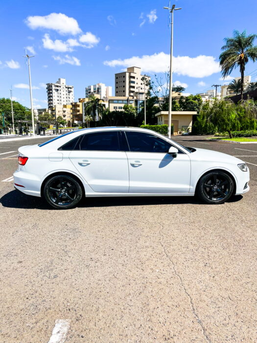 AUDI A3 2018 completo