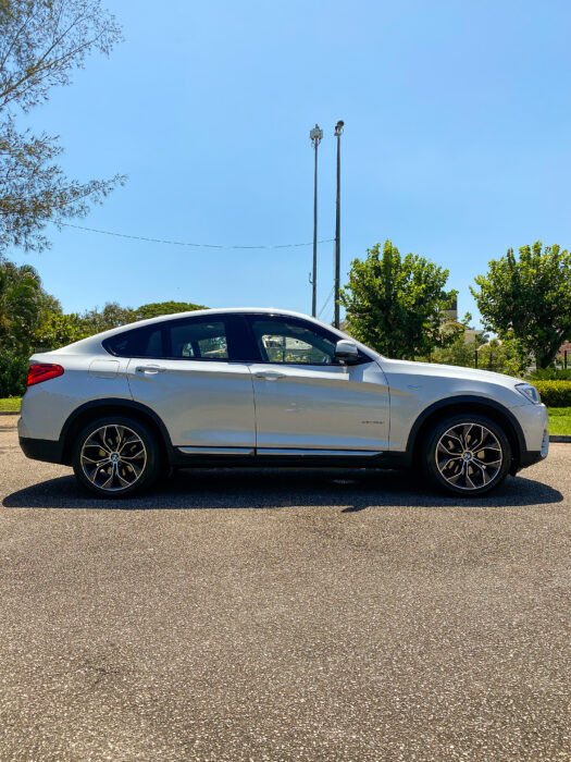 BMW X4 2017 completo