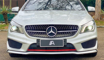 MERCEDES-BENZ CLA 250 2015 completo