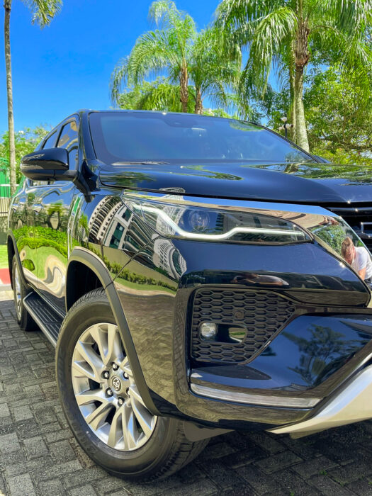 TOYOTA HILUX SW4 2021 completo