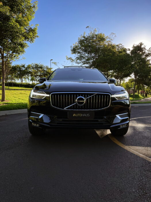 VOLVO XC60 2019 completo