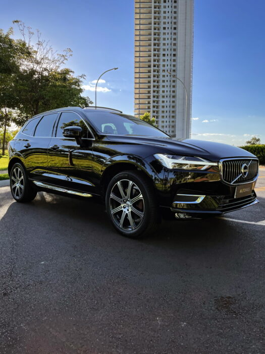 VOLVO XC60 2019 completo