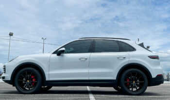 PORSCHE CAYENNE 2019 completo