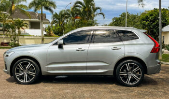 VOLVO XC60 2018 completo