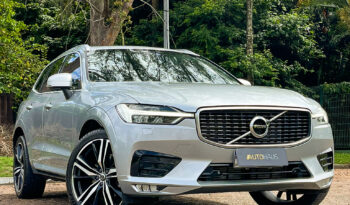 VOLVO XC60 2018 completo