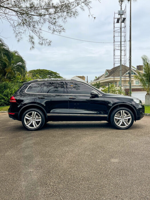 VOLKSWAGEN TOUAREG 2014 completo