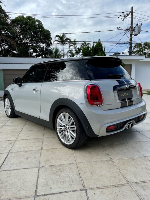 MINI COOPER 2016 completo