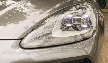 PORSCHE CAYENNE 2019 completo