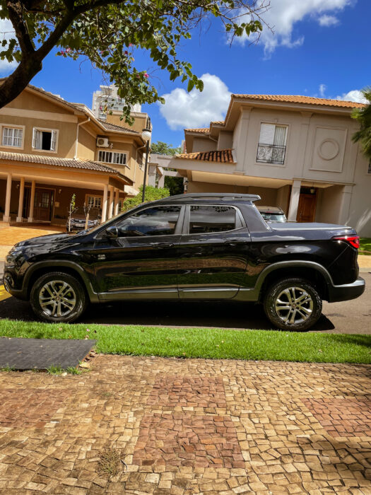 FIAT TORO 2020 completo