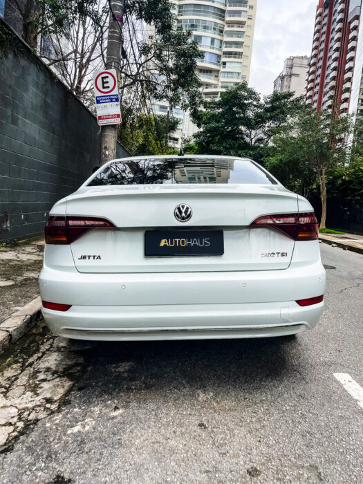 VOLKSWAGEN JETTA 2018 completo