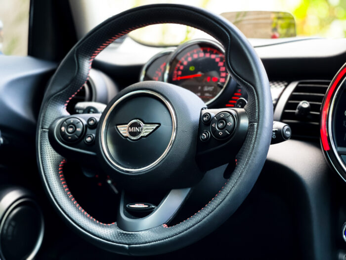 MINI COOPER 2016 completo