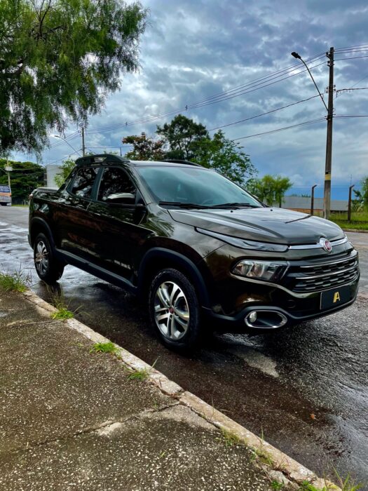 FIAT TORO 2017 completo