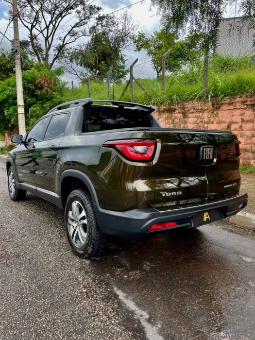 FIAT TORO 2017 completo