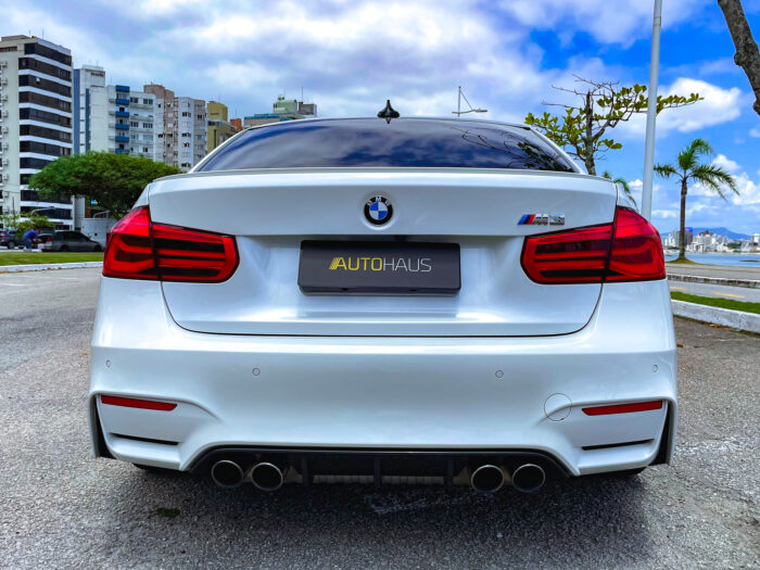 BMW M3 2017 completo