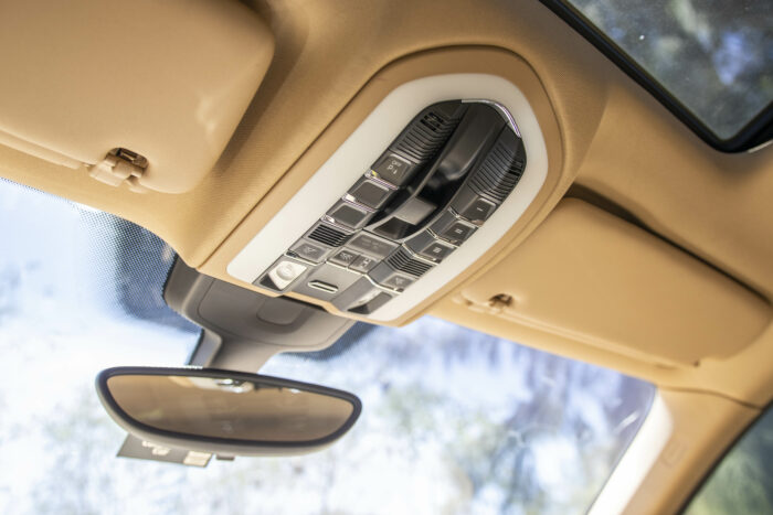 PORSCHE CAYENNE 2014 completo