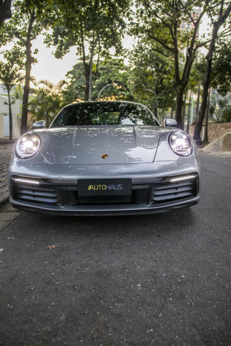 PORSCHE 911 2020 completo