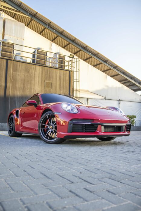 PORSCHE 911 2021 completo