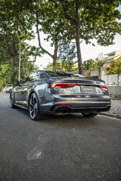 AUDI RS5 2019 completo