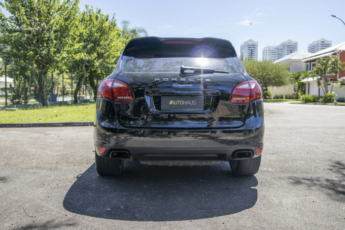 PORSCHE CAYENNE 2014 completo