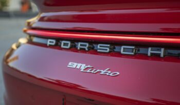 PORSCHE 911 2021 completo