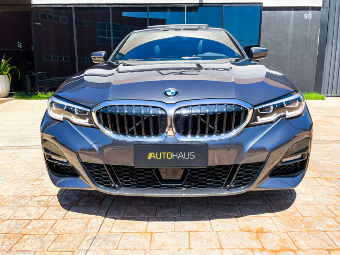 BMW 320i 2021 completo