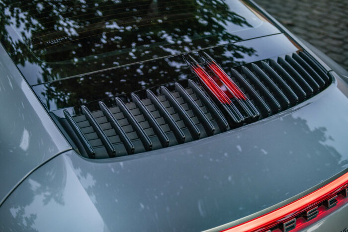 PORSCHE 911 2020 completo