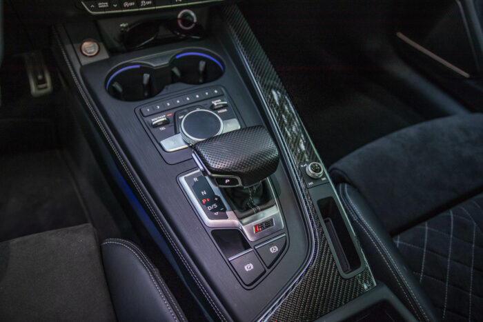 AUDI RS5 2019 completo