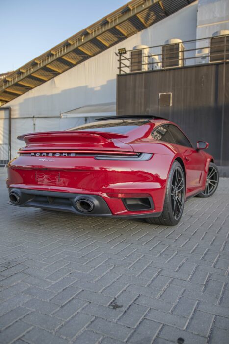 PORSCHE 911 2021 completo