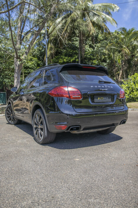 PORSCHE CAYENNE 2014 completo