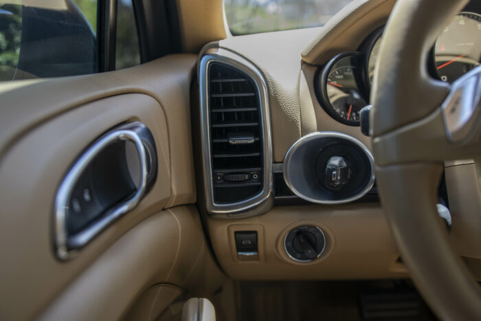 PORSCHE CAYENNE 2014 completo