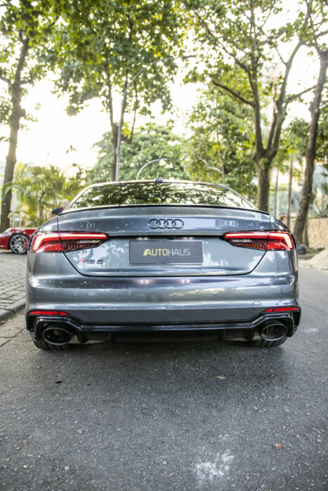 AUDI RS5 2019 completo