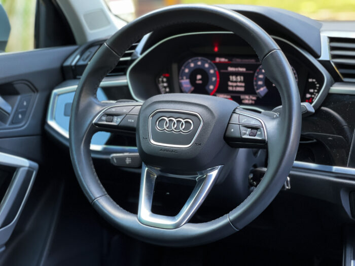 AUDI Q3 2020 completo