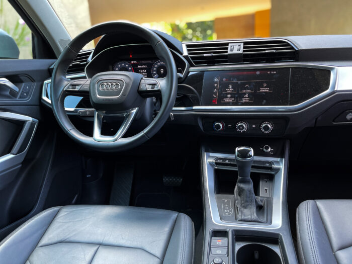 AUDI Q3 2020 completo