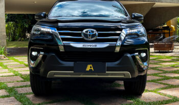 TOYOTA HILUX SW4 2019 completo