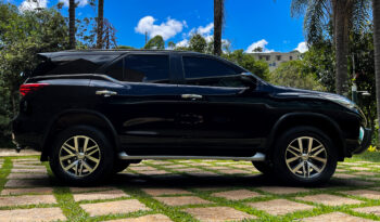 TOYOTA HILUX SW4 2019 completo