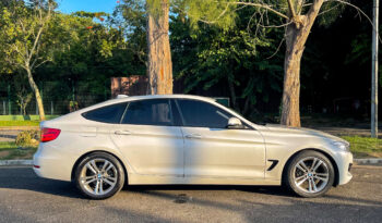 BMW 320i 2015 completo