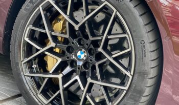 BMW M8 2021 completo