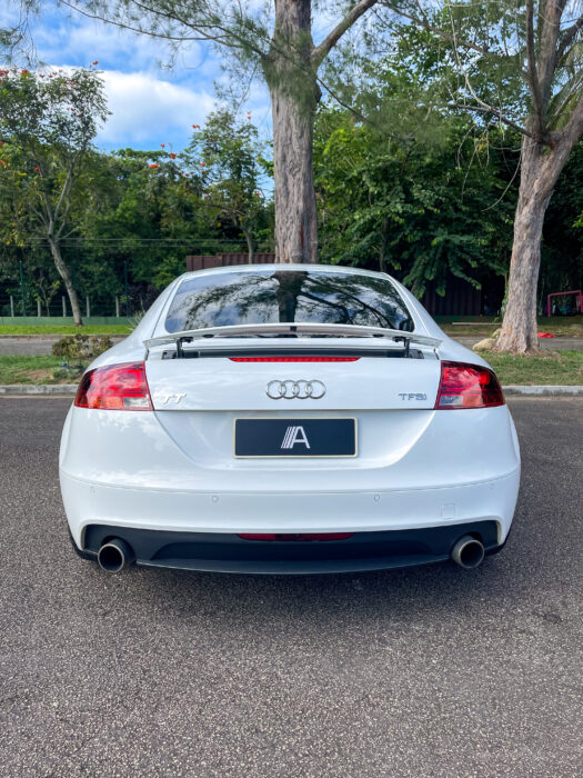 AUDI TT 2011 completo